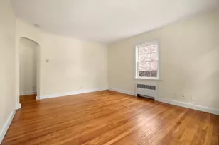 1 Garden Ct, Cambridge, MA 02138 - Photo 2
