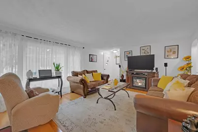 54 Colbert St, Leominster, MA 01453 - Photo 8