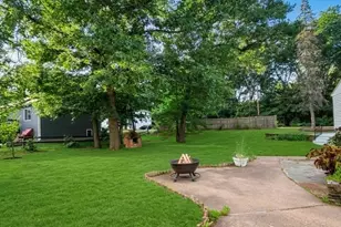 54 Colbert St, Leominster, MA 01453 - Photo 16