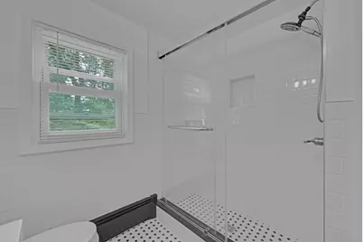 54 Colbert St, Leominster, MA 01453 - Photo 14