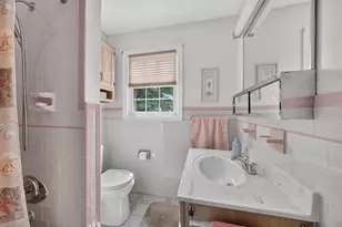 22 Evelyn St, New Bedford, MA 02745 - Photo 32