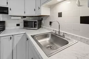 17 Green Dr, Dartmouth, MA 02747 - Photo 18