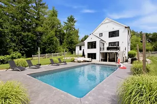 3 Trinity Cir, Bridgewater, MA 02324 - Photo 8