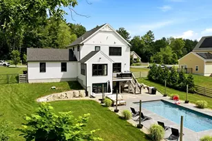 3 Trinity Cir, Bridgewater, MA 02324 - Photo 10