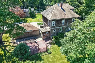 594 Slocum Rd, Dartmouth, MA 02747 - Photo 4