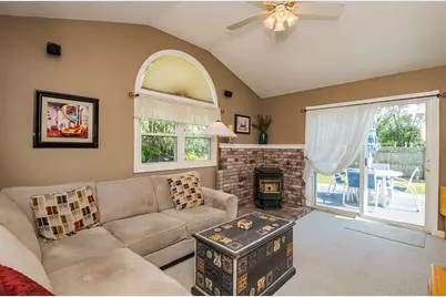 47 Sharon Rd, Hamilton, MA 01982 - Photo 24