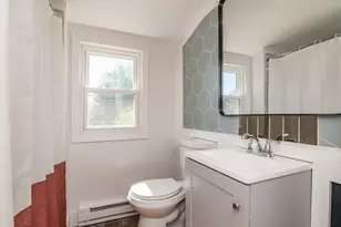 379 Roosevelt Ave, Springfield, MA 01118 - Photo 26