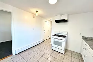 40 Jeffries St, Boston, MA 02128 - Photo 8