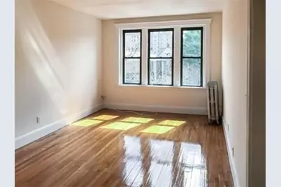 395 Harvard St #5, Brookline, MA 02446 - Photo 2