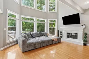 4 Iroquois Ln, Wilbraham, MA 01095 - Photo 18