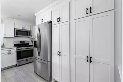 314 Pleasant St, Franklin, MA 02038 - Photo 16