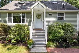 314 Pleasant St, Franklin, MA 02038 - Photo 2