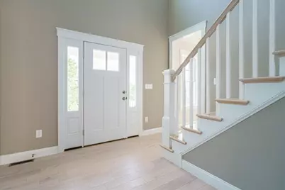 121 Valerie Run, Northbridge, MA 01534 - Photo 18