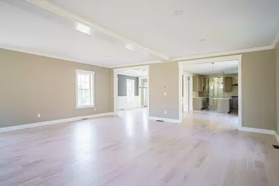 121 Valerie Run, Northbridge, MA 01534 - Photo 16