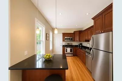 11 Peters Street #1, Cambridge, MA 02139 - Photo 4