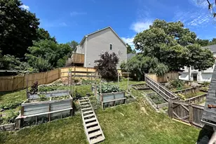 78 Upland St, Worcester, MA 01604 - Photo 22