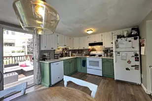 78 Upland St, Worcester, MA 01604 - Photo 12