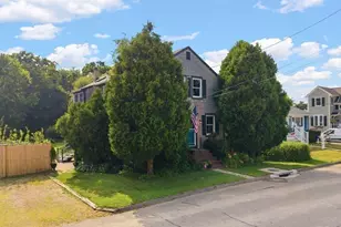 20 Kane St, Fairhaven, MA 02719 - Photo 8