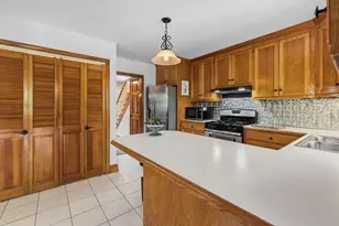 20 Kane St, Fairhaven, MA 02719 - Photo 24