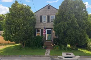 20 Kane St, Fairhaven, MA 02719 - Photo 1
