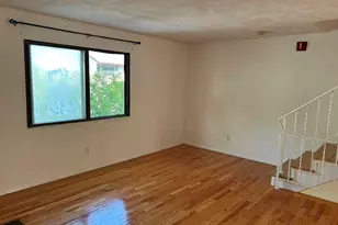 39 Pebble Pl, Malden, MA 02148 - Photo 14