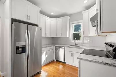 334 E Squantum St, Quincy, MA 02171 - Photo 16