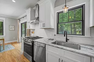 59 Ice Pond Dr, Northampton, MA 01062 - Photo 8