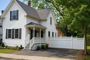 12 Garfield St, Marlborough, MA 01752 - Photo 1