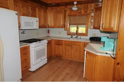 7 Glendale Rd #0, Wareham, MA 02571 - Photo 4