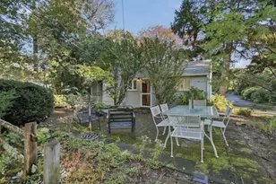 262 Old Wharf Rd, Dennis, MA 02639 - Photo 4