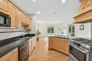 10 Northwood Dr, Sudbury, MA 01776 - Photo 4
