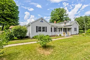 82 Montgomery St, Westfield, MA 01085 - Photo 4