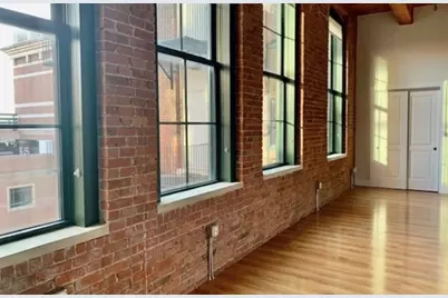 49 Melcher #407, Boston, MA 02210 - Photo 4