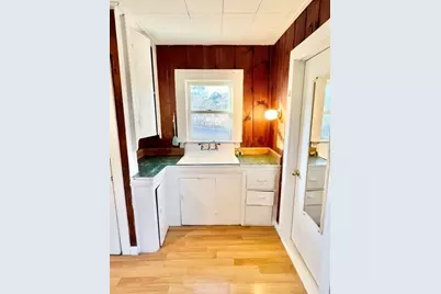 26 Winthrop Ave, Oak Bluffs, MA 02557 - Photo 18