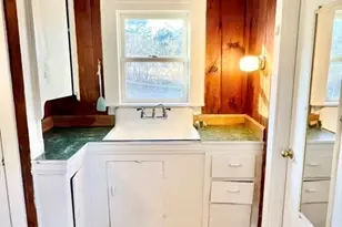 26 Winthrop Ave, Oak Bluffs, MA 02557 - Photo 18