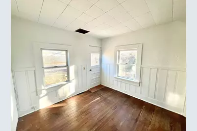 26 Winthrop Ave, Oak Bluffs, MA 02557 - Photo 16