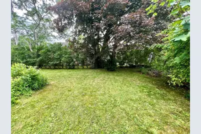 26 Winthrop Ave, Oak Bluffs, MA 02557 - Photo 8