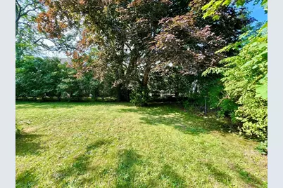 26 Winthrop Ave, Oak Bluffs, MA 02557 - Photo 6