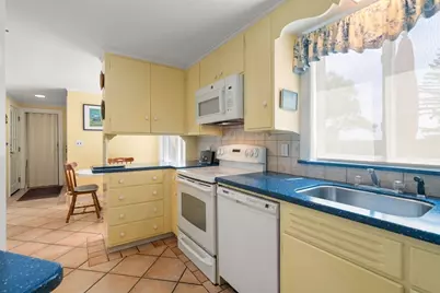 240 Windsor Rd, Newton, MA 02468 - Photo 16