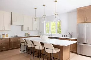 87 Lakeview St, Sharon, MA 02067 - Photo 4