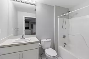 30 Franklin St, Malden, MA 02148 - Photo 14