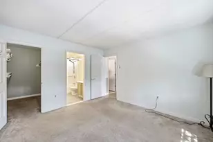 36 Maple Crest Cir, Holyoke, MA 01040 - Photo 14