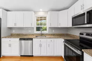 11 Baker St, Halifax, MA 02338 - Photo 8