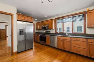 88 Grove St, Belmont, MA 02478 - Photo 8