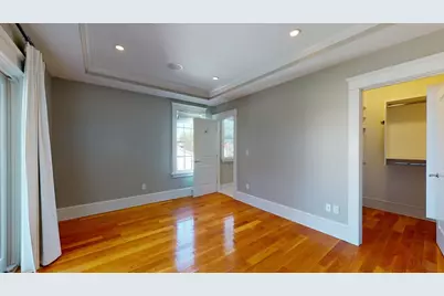721 E 6th St #4, Boston, MA 02127 - Photo 12