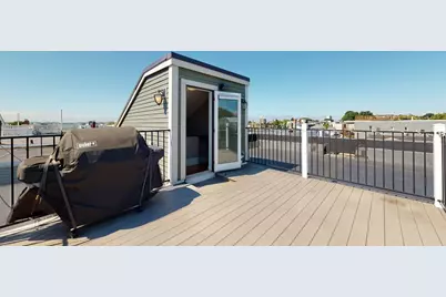 721 E 6th St #4, Boston, MA 02127 - Photo 18