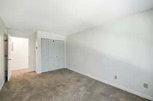 23 Randolph Pl, Northampton, MA 01060 - Photo 12