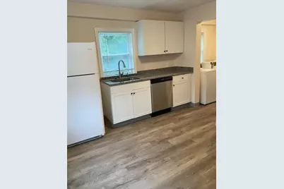 10 Linden Street #2R, Reading, MA 01867 - Photo 2
