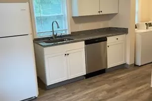 10 Linden St, Reading, MA 01867 - Photo 2