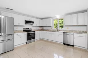 46 Pinebrook Ln, Easton, MA 02375 - Photo 8